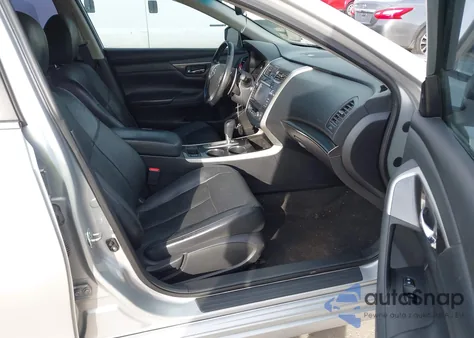 2014 Nissan Altima 3.5S/3.5Sv/3.5Sl z USA, uszkodzony, nr VIN 1N4BL3AP7EN226632